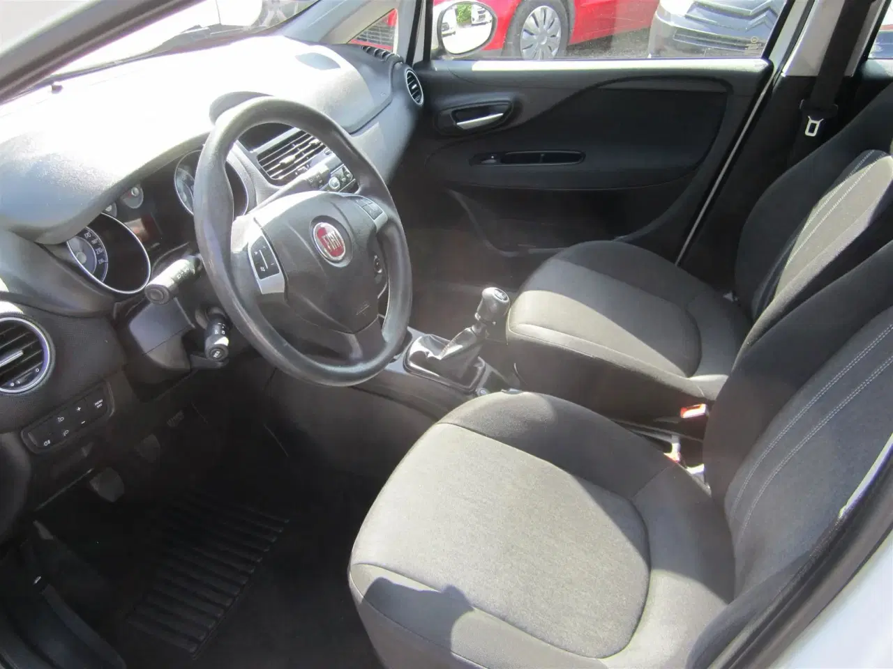 Billede 5 - Fiat Punto 0,9 TwinAir Easy Start & Stop 85HK 5d