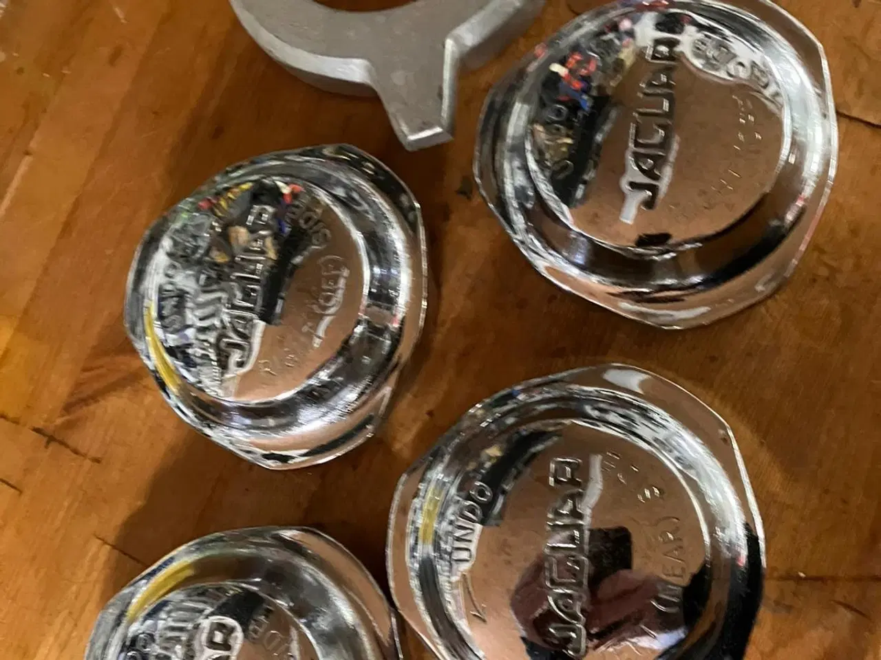 Billede 1 - Jaguar wheel spinners