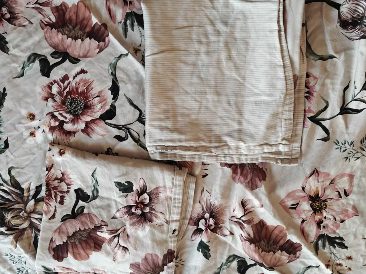 Billede 2 - Sengetøj 