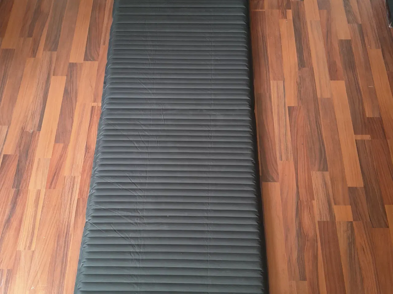 Billede 2 - Thermarest liggeunderlag med sovepose og pude