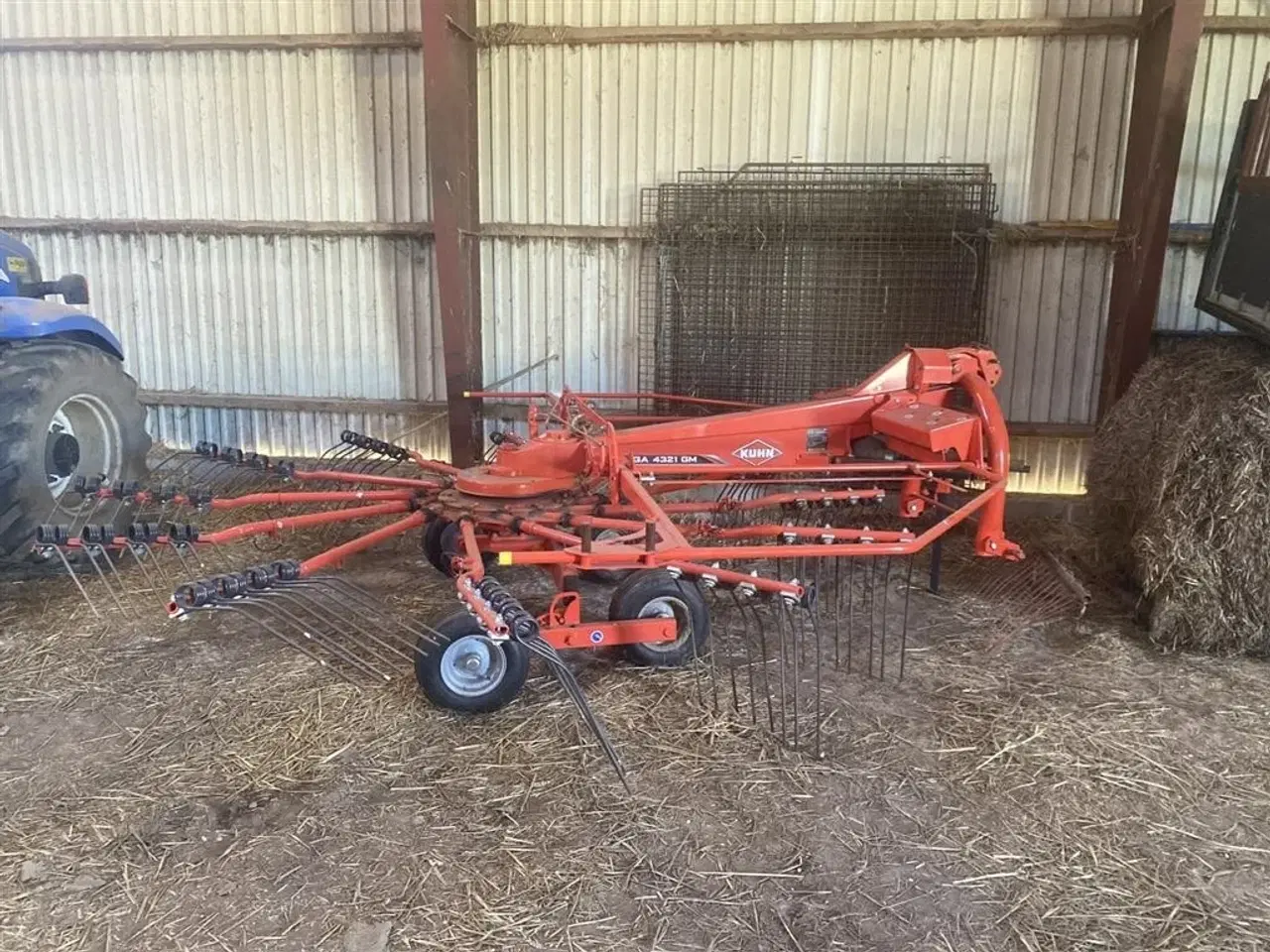 Billede 2 - Kuhn GA 4321 GM Kun kørt 15 timer. Dug medfølger
