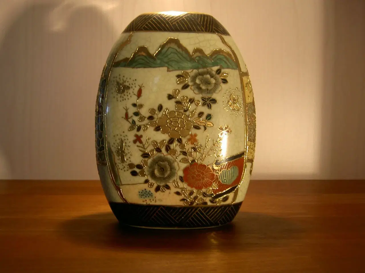 Billede 1 - Oval Kinesisk vase