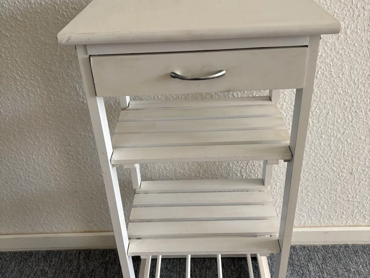 Billede 1 - Sidebord/reol