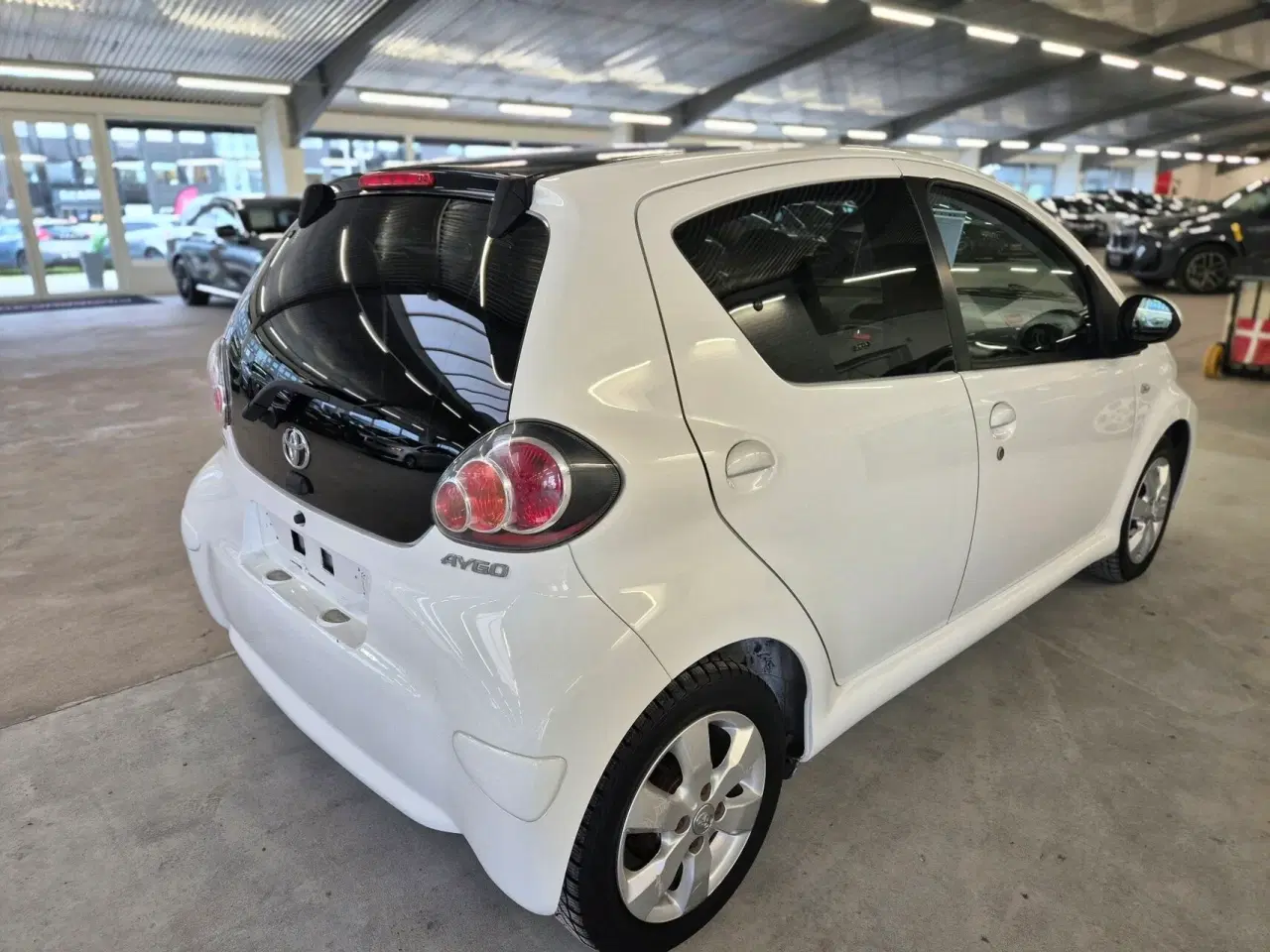 Billede 5 - Toyota Aygo 1,0 VVT-I Black&White 68HK 5d
