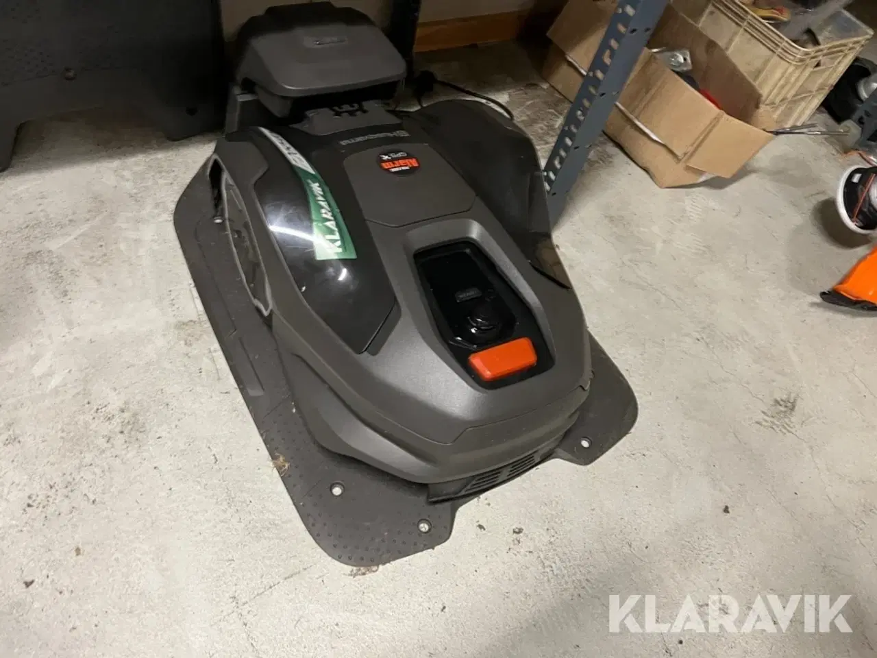Billede 2 - Robot plæneklipper Husqvarna 305E Nera