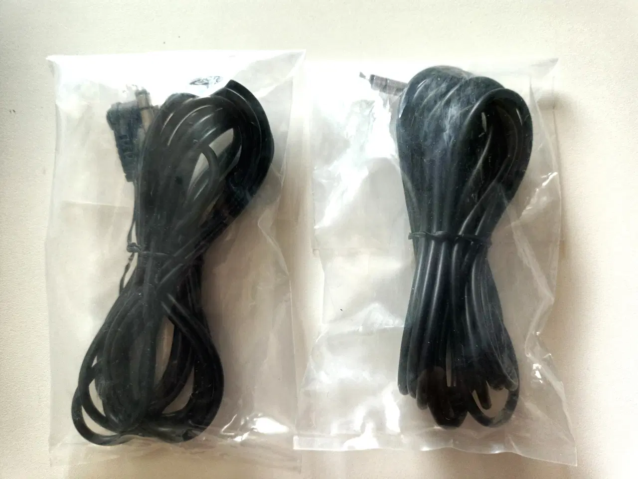 Billede 2 - 2 stk  Roland V-trommekabel Stereokabel 3,5m
