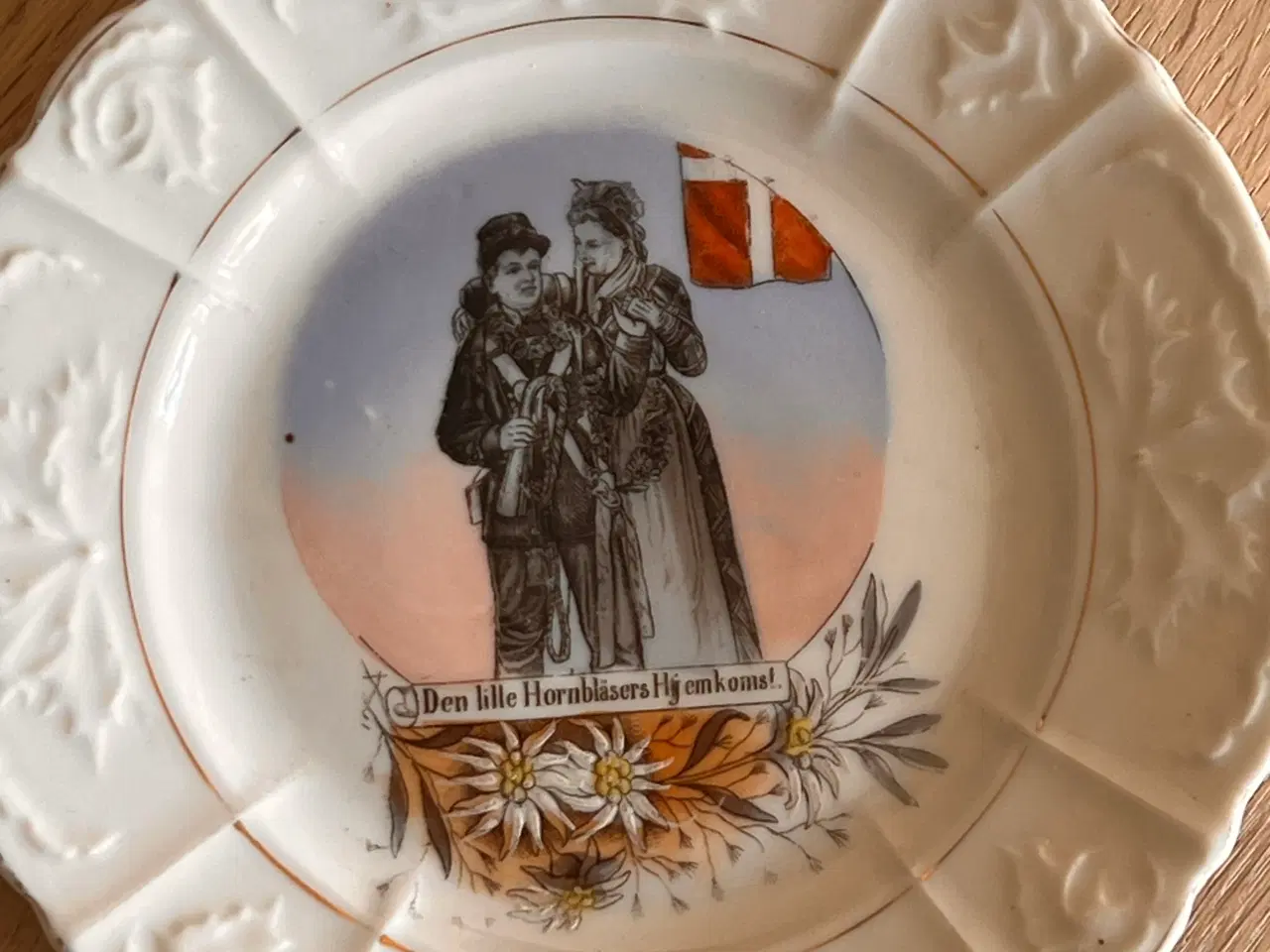 Billede 2 - Smukke gamle mindetallerkener – sønderjysk charme