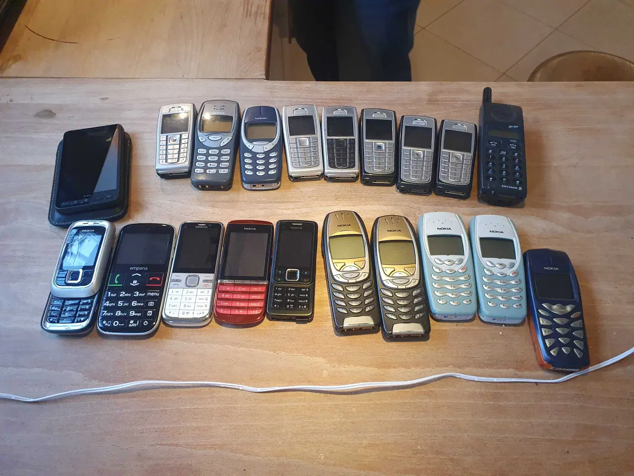 Billede 2 - 20 mobiltelefoner sælges samlet 