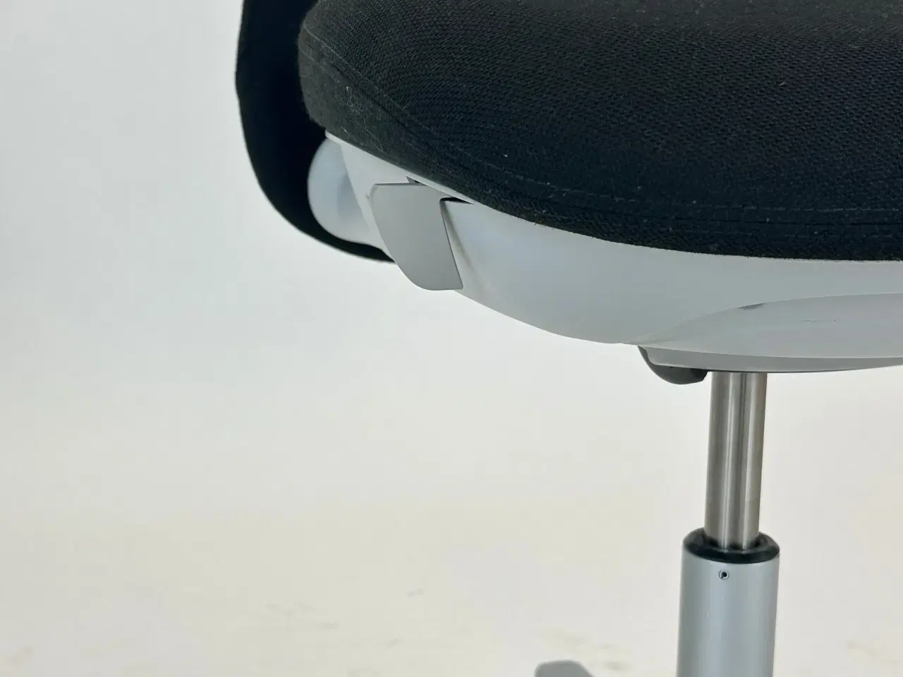 Billede 8 - HÅG Sofi 7200 - 150mm (Sort-Sort knap)