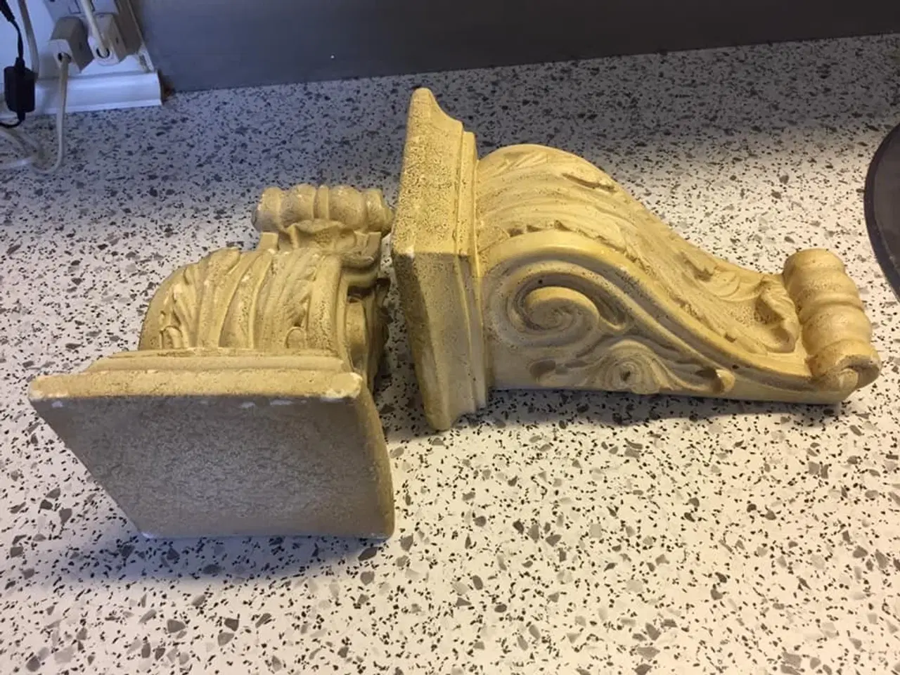 Billede 3 - Vægophæng i gips