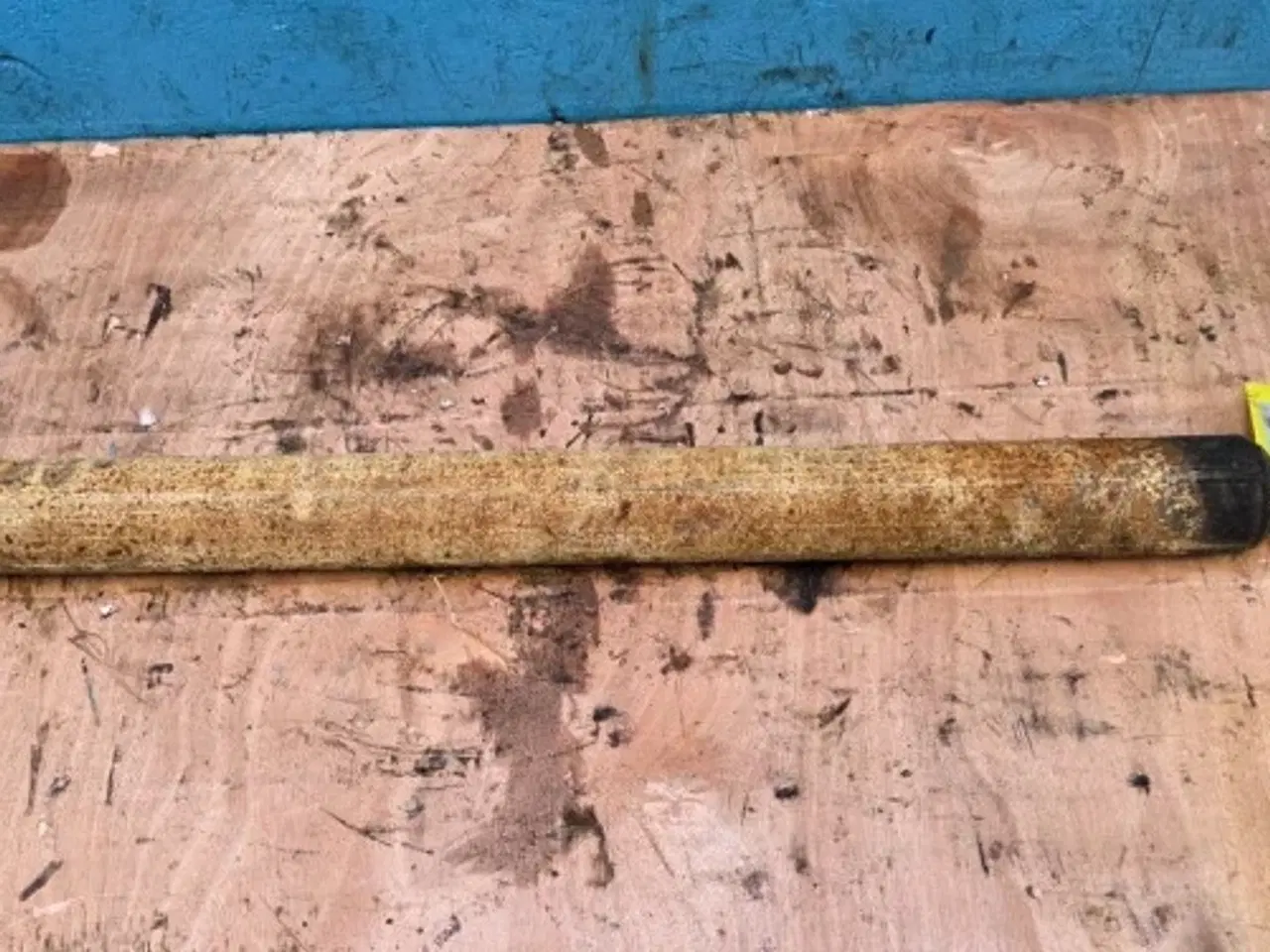 Billede 2 - New Holland LB110 Afstandsstykke 85801088