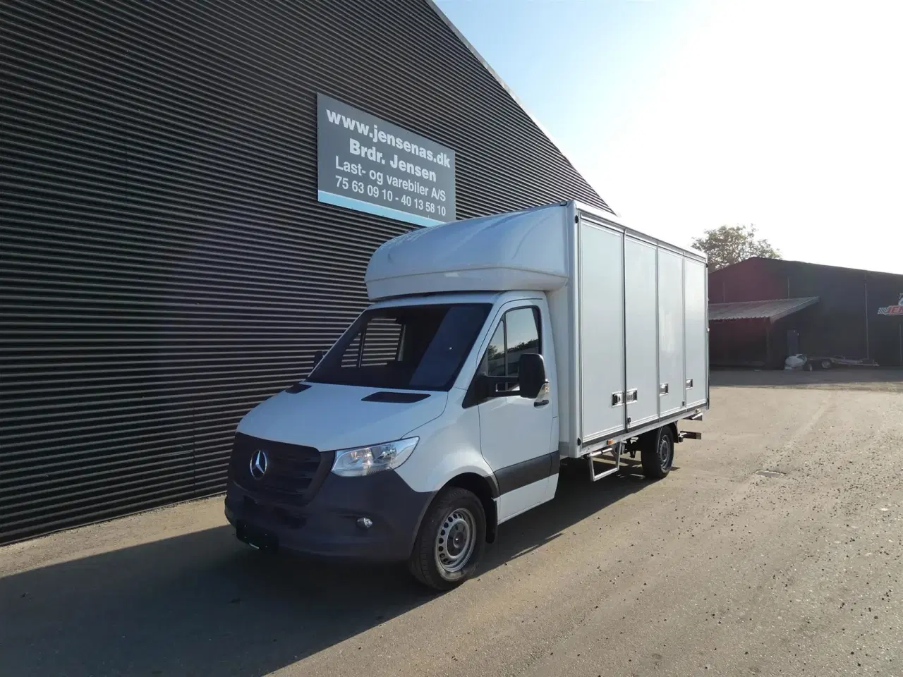 Billede 2 - Mercedes-Benz Sprinter 317 ÅBENBAR SIDE 2,0 CDI A3 RWD 9G-Tronic 170HK Ladv./Chas. Aut.