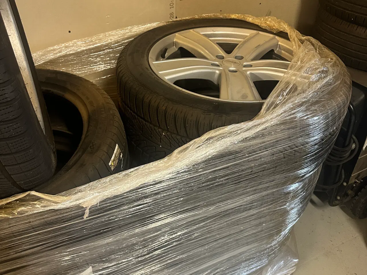 Billede 4 - Vinterdæk og fælge