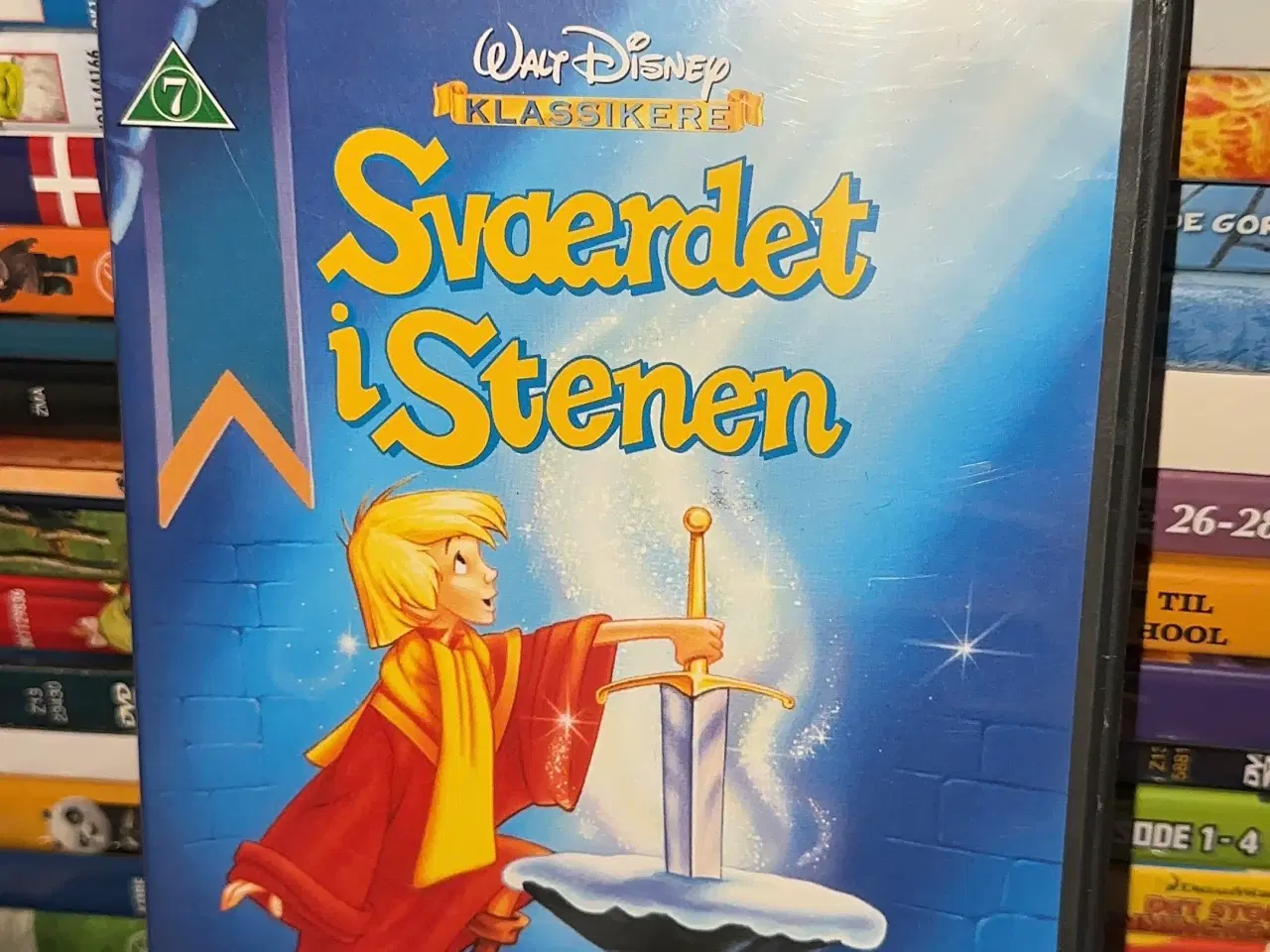 Billede 1 - Sværdet i stenen - første udgave 