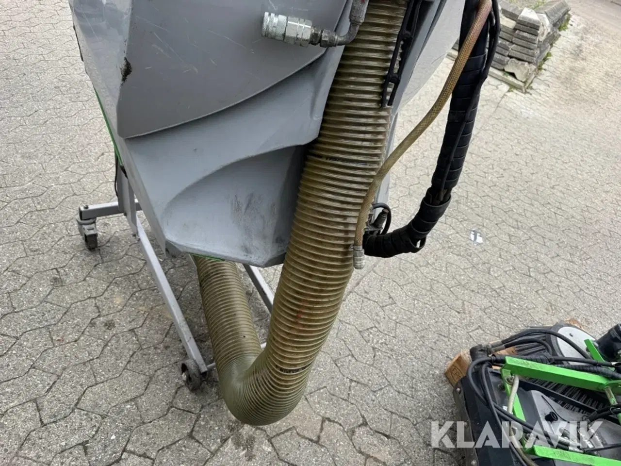 Billede 11 - Feje/- Suge Anlæg Med Koste Egholm FS2100