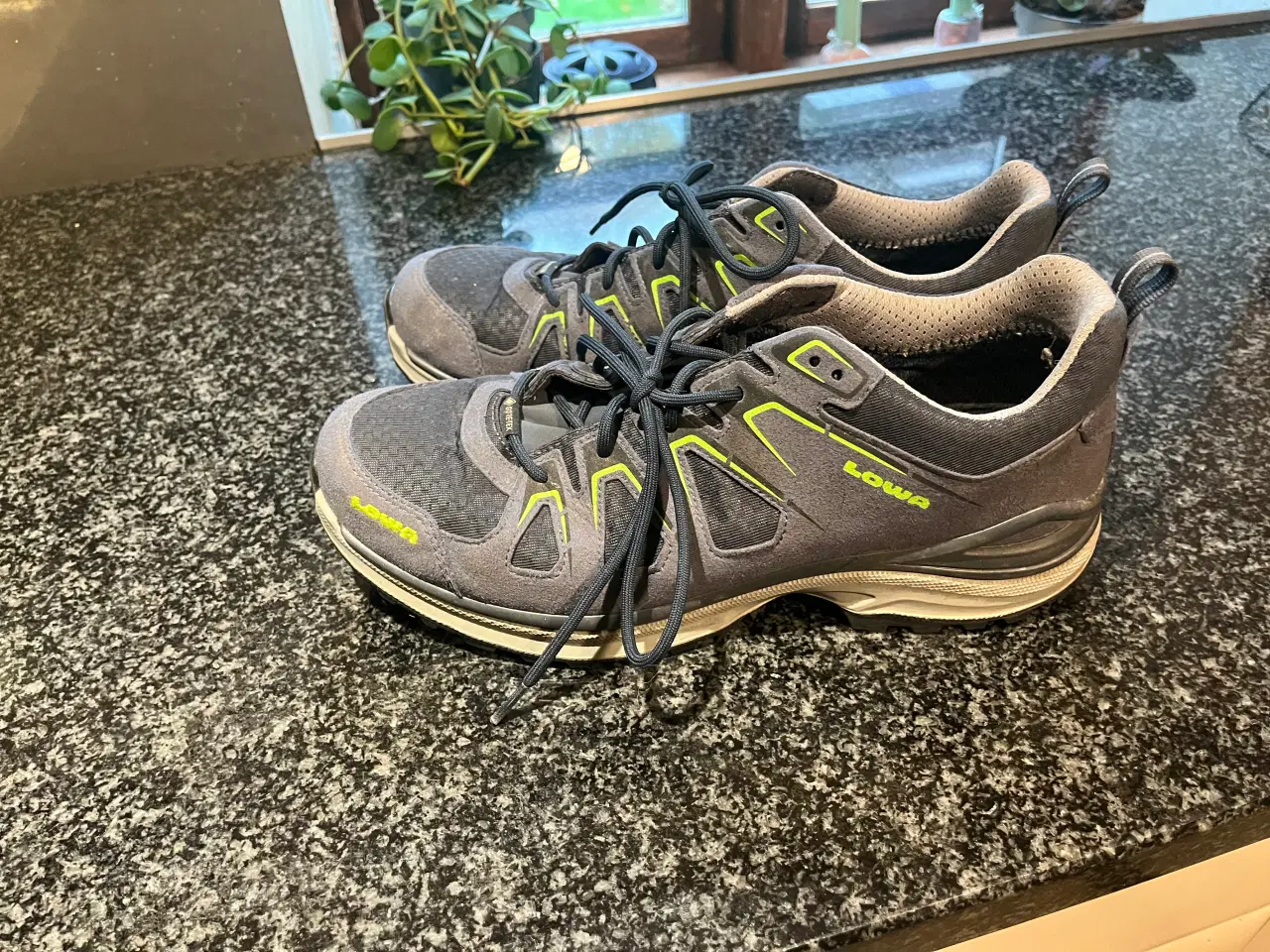 Billede 2 - Vandresko Lowa
