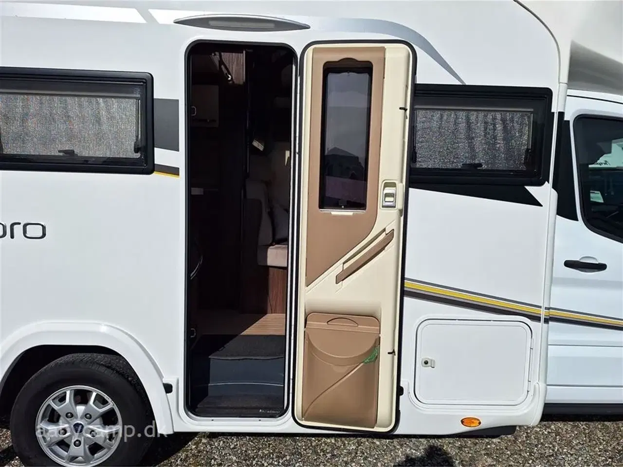 Billede 5 - 2019 - Benimar Tessoro 483   solceller. batteri. markise.duo control. tv. KUN 29,000 km.
