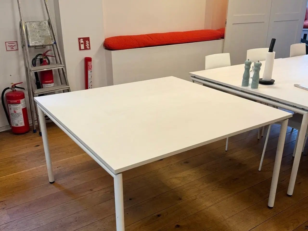 Billede 2 - Køkkenbord, FOURDESIGN