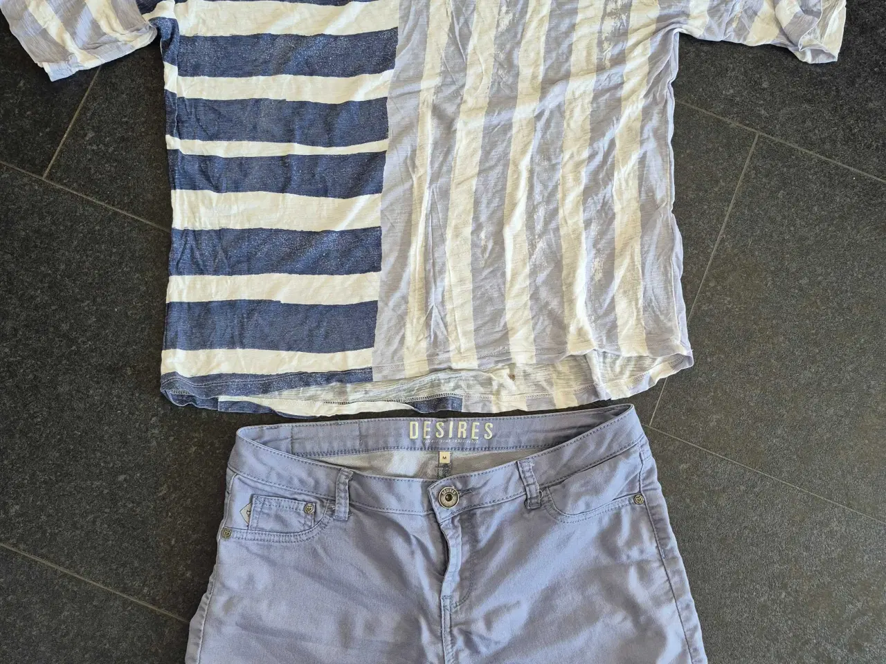 Billede 1 - Shorts sæt med tshirts