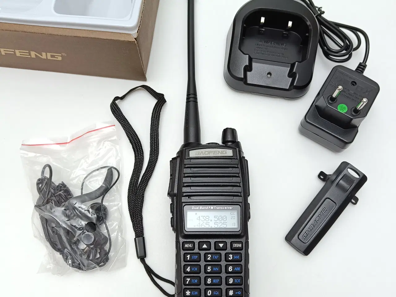 Billede 5 - NY! 2 x Baofeng UV-82 8 Watt Dual Watch Fuldt Sæt