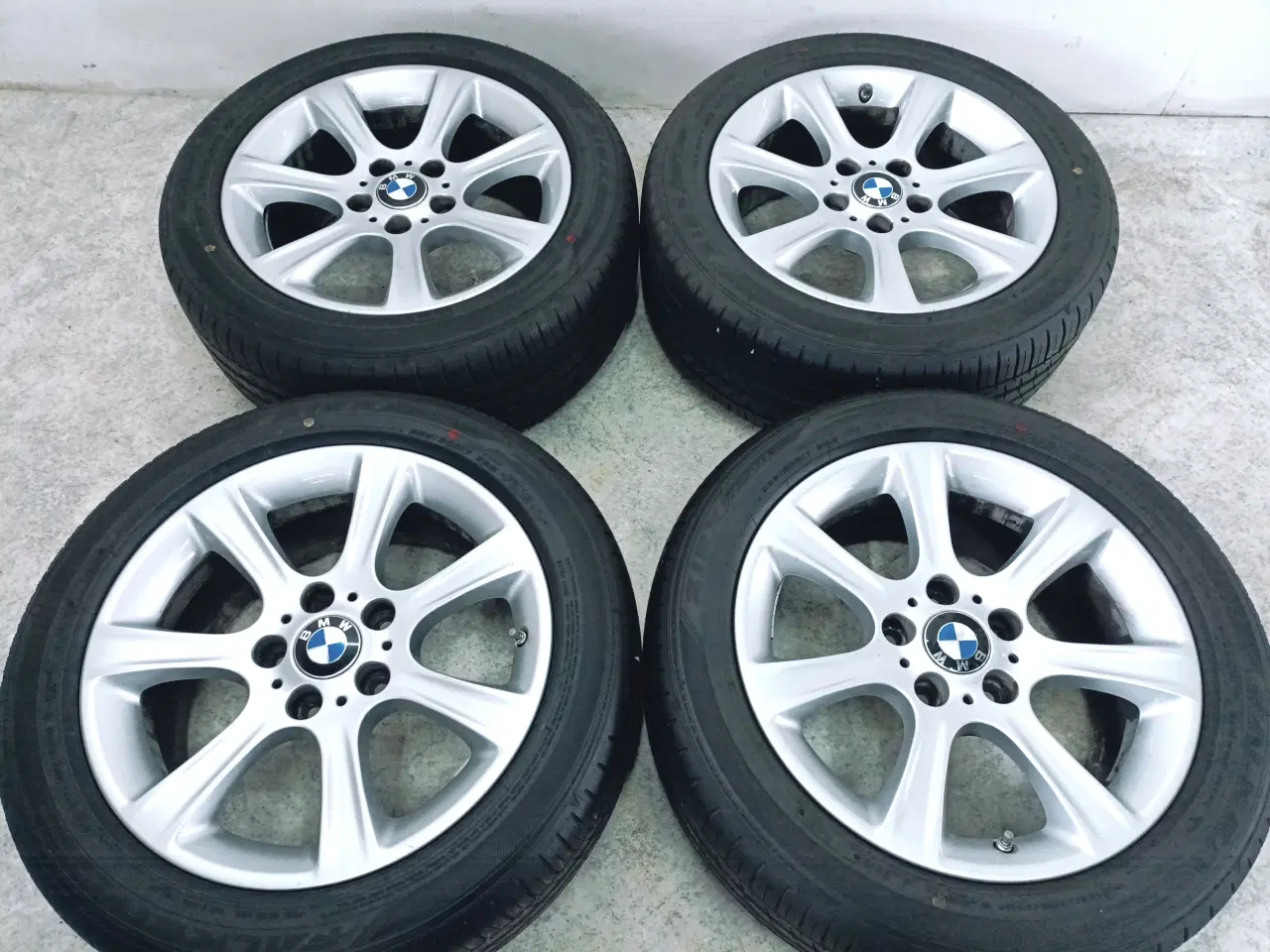 Billede 5 - 5x120 17" ET37 BMW Style-394 sommersæt inkl.TPMS
