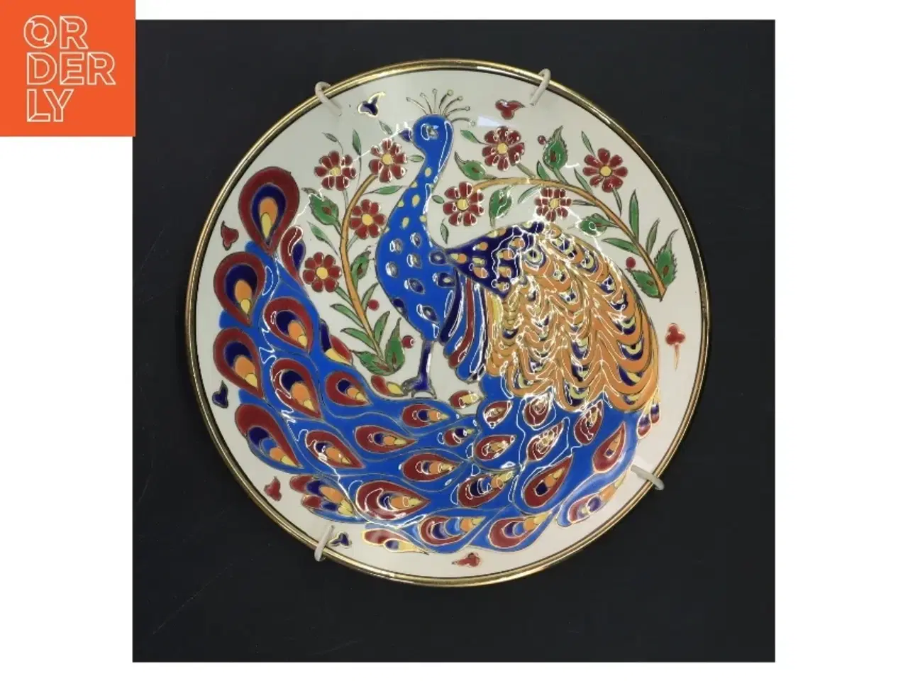 Billede 1 - Dekorativ tallerken med påfugl fra Keramik Koz (str. Ø 21,5 cm)