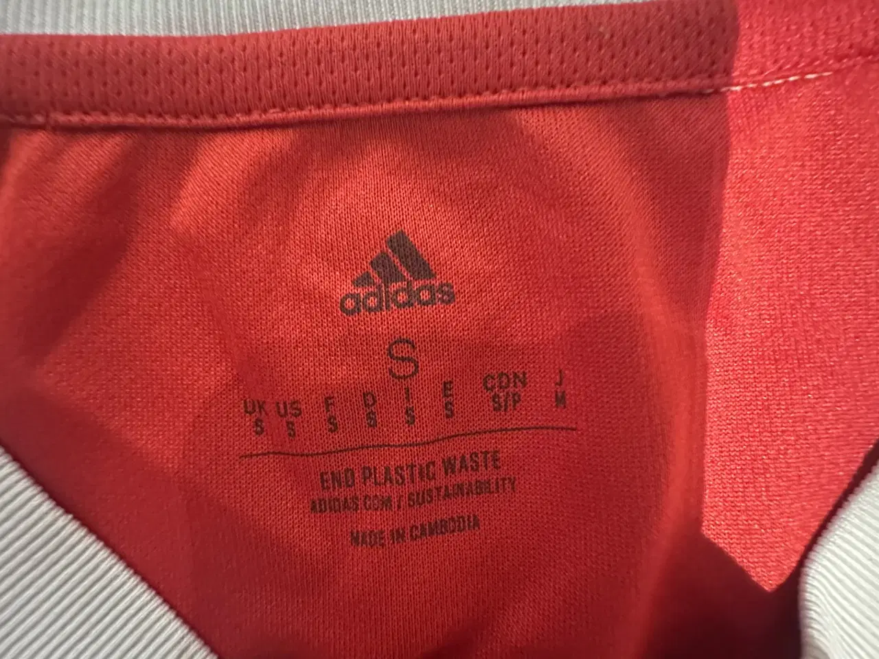 Billede 2 - Fc Bayern München addidas sæt str S 