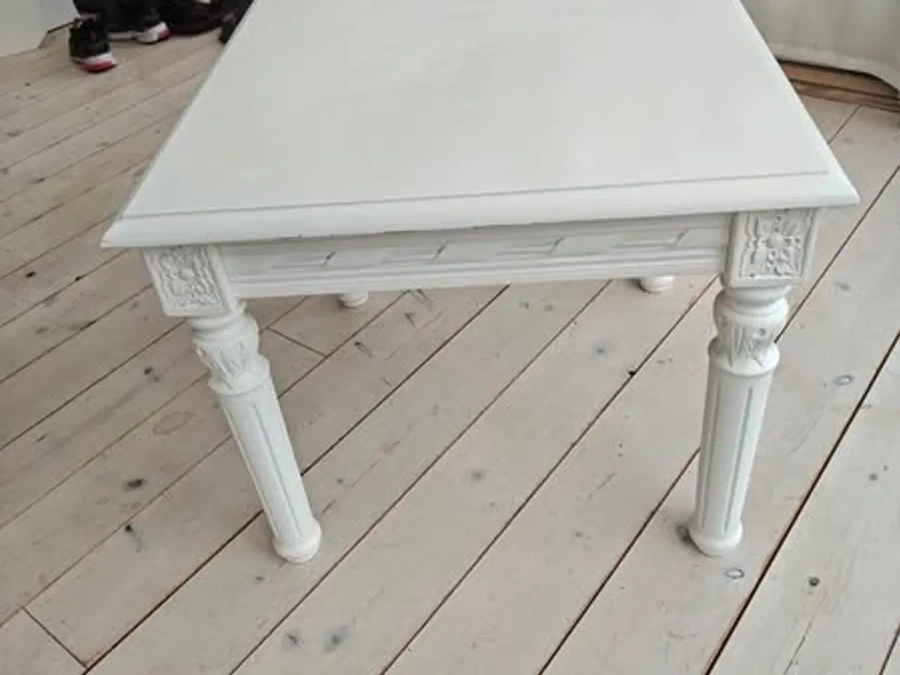Billede 1 - Sofabord/hjørnebord i romantisk look