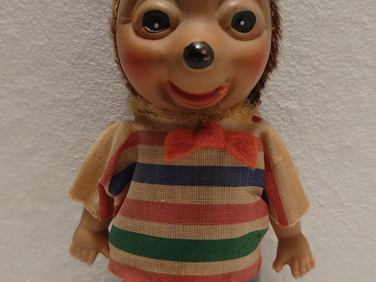 Billede 1 - Fipps Mecki figur med celluloid hovede. 50´erne.