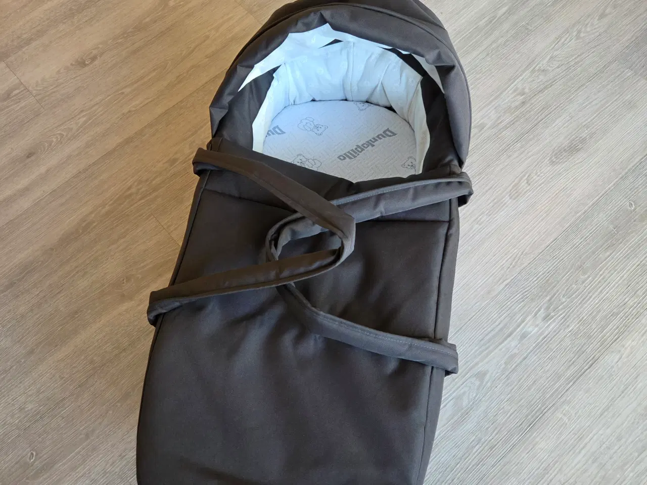Billede 1 - Brio Babylift med madras