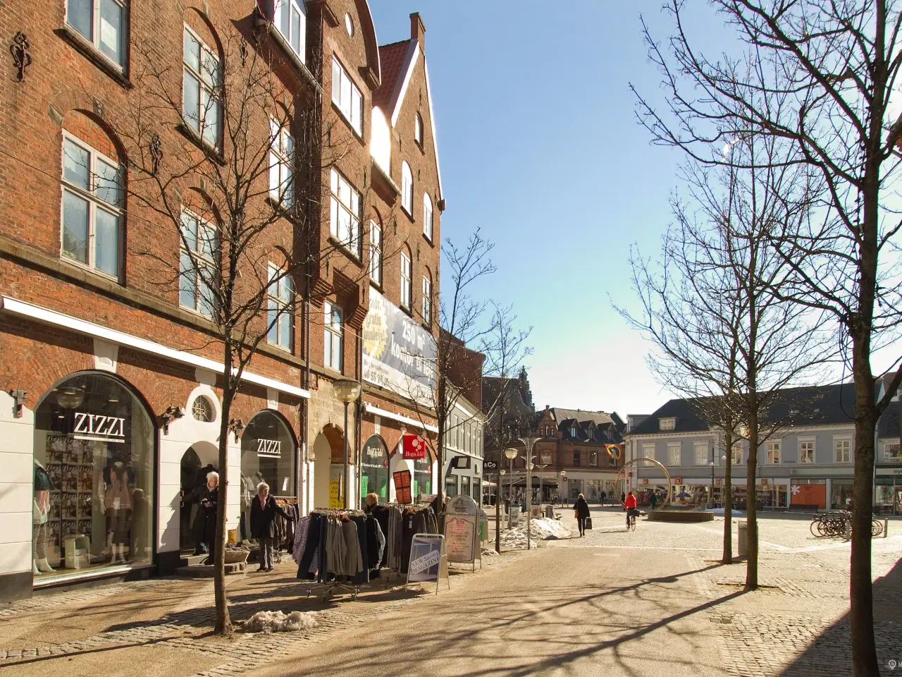 Billede 1 - Butik i gågaden ved Springvandspladsen