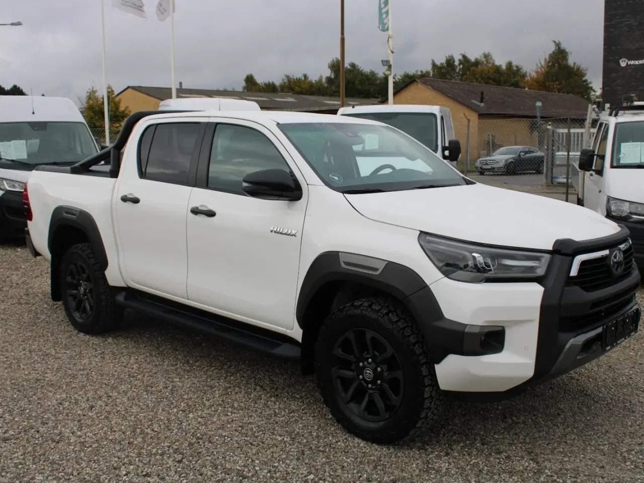 Billede 2 - Toyota HiLux 2,8 D T4 Invincible Db.Kab aut.