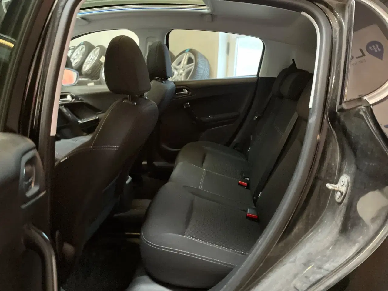 Billede 11 - Peugeot 208 1,6 BlueHDi 100 Allure Sky