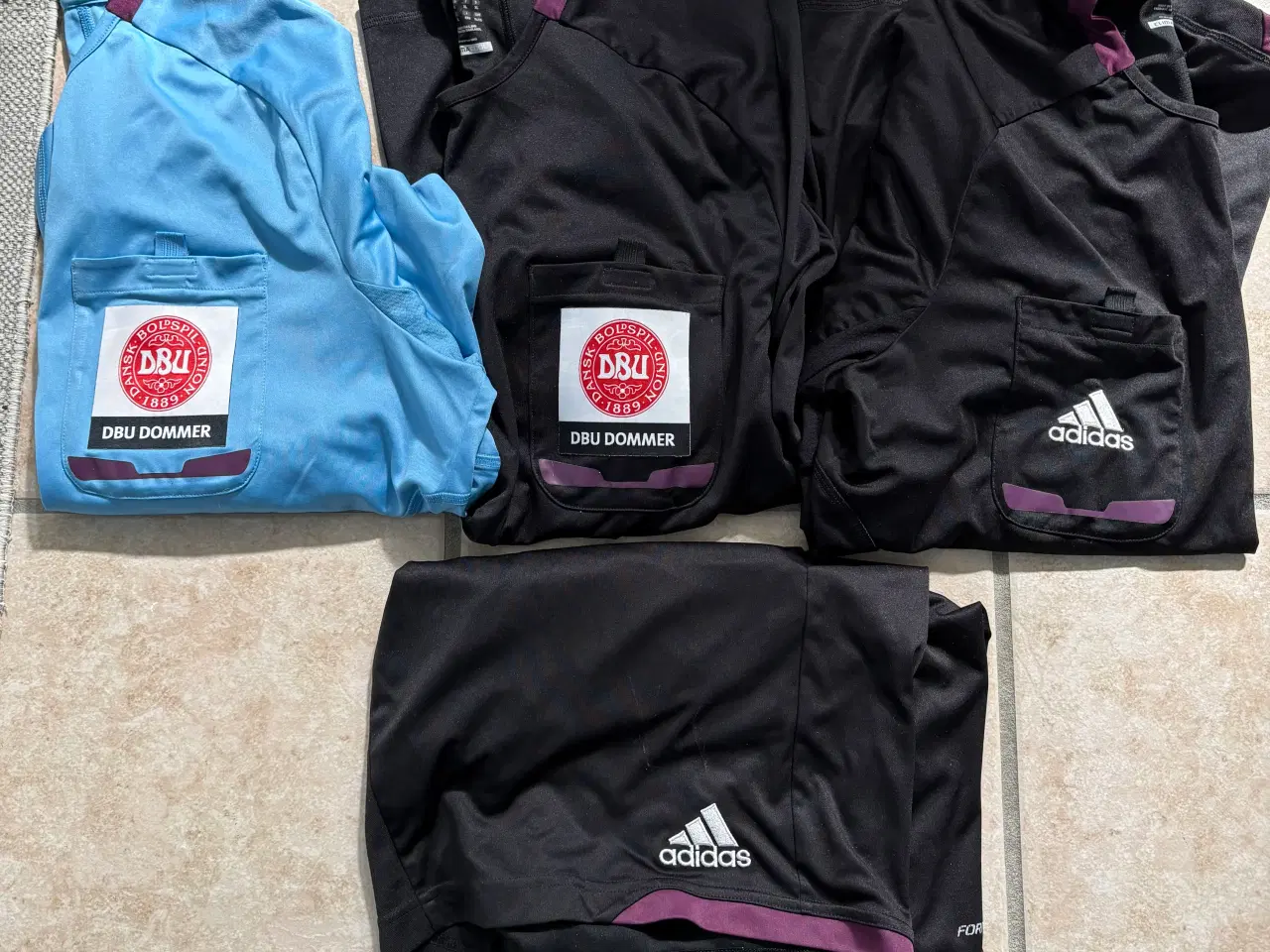 Billede 1 - Adidas Fodbolddommertøj 