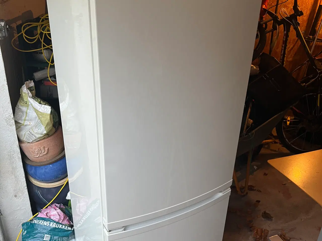 Billede 1 - Kølefryseskab til salg 