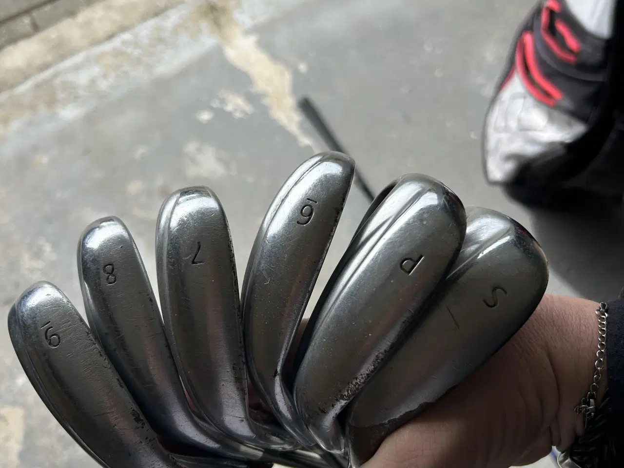 Billede 1 - Bæltetaske med jern