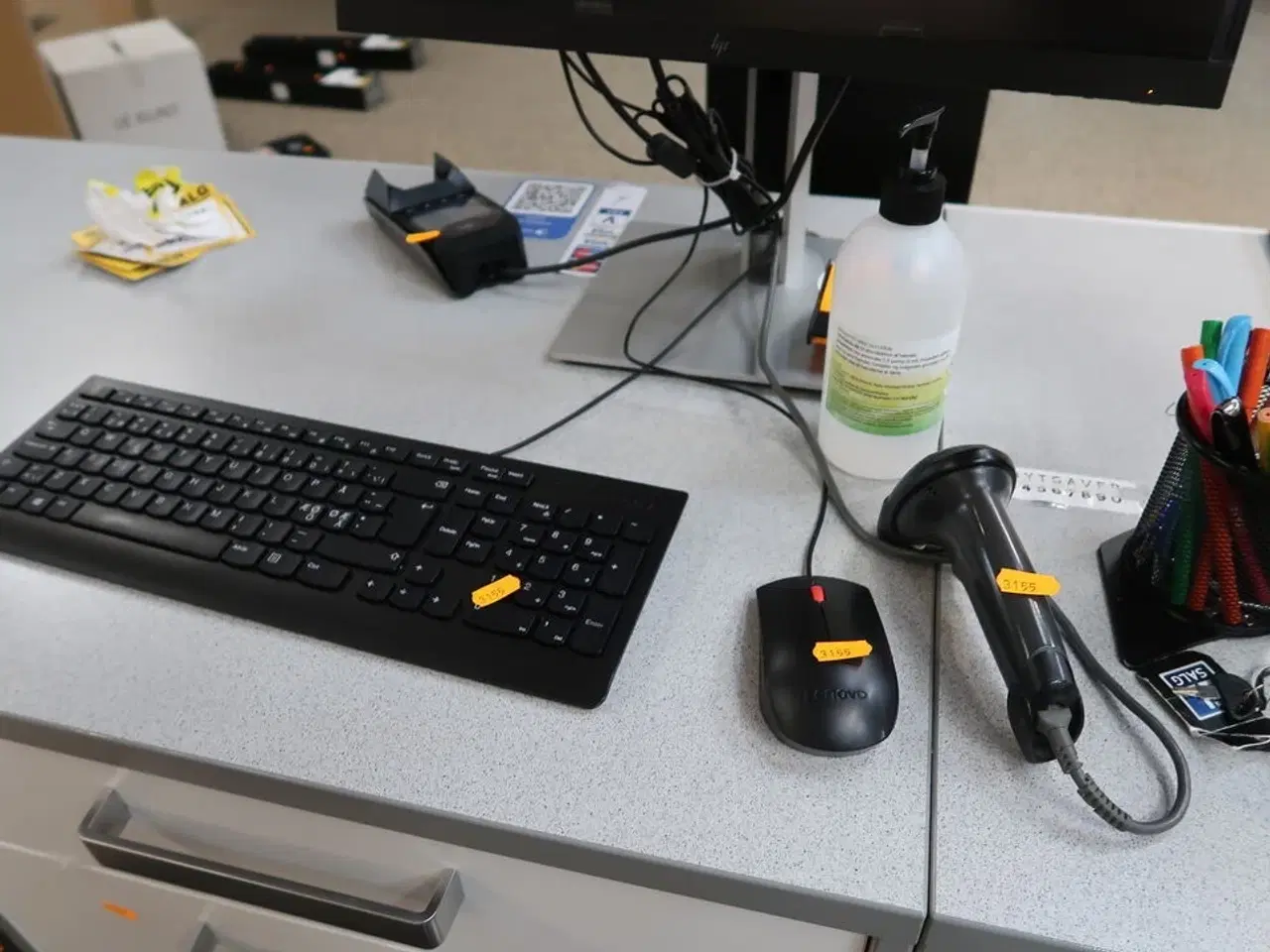Billede 2 - Computerskærm HP, tastatur, mus, håndscanner, computer LENOVO