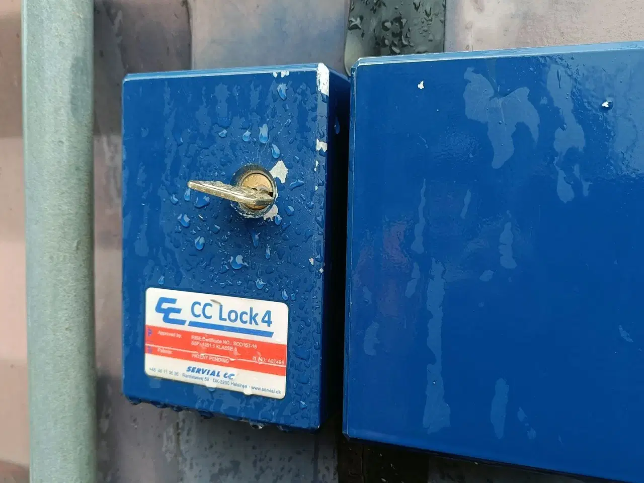 Billede 5 - - - - Container, isoleret, indrettet med bord og hyller