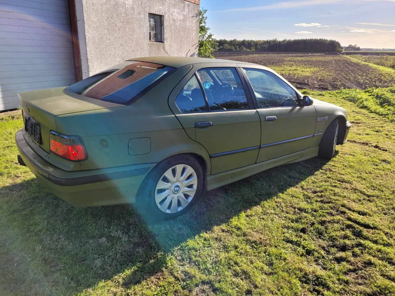 Billede 7 - BMW E36, 320I - 6 Cylinder.