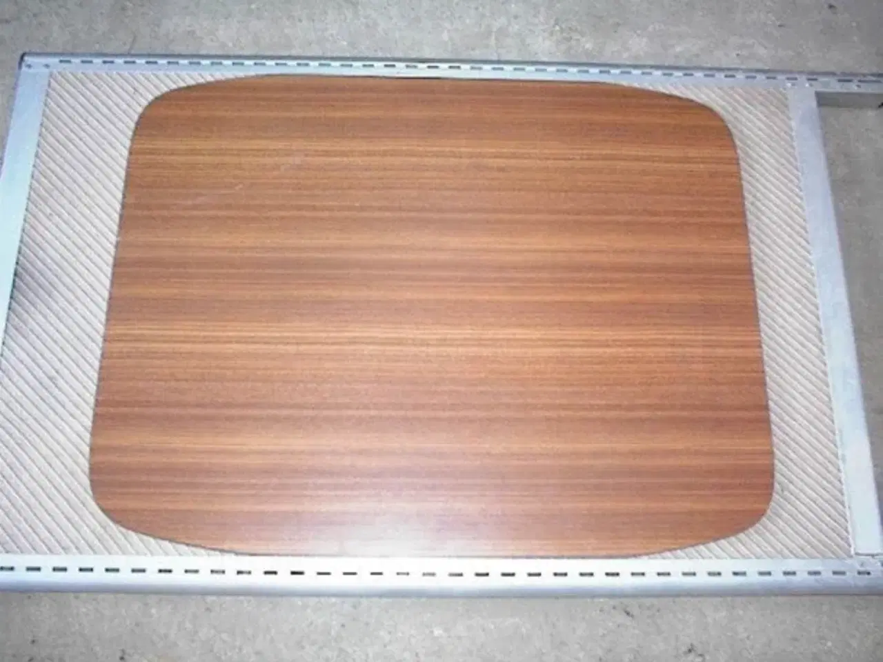 Billede 1 -   Bordplade til hæve / sænkebord.