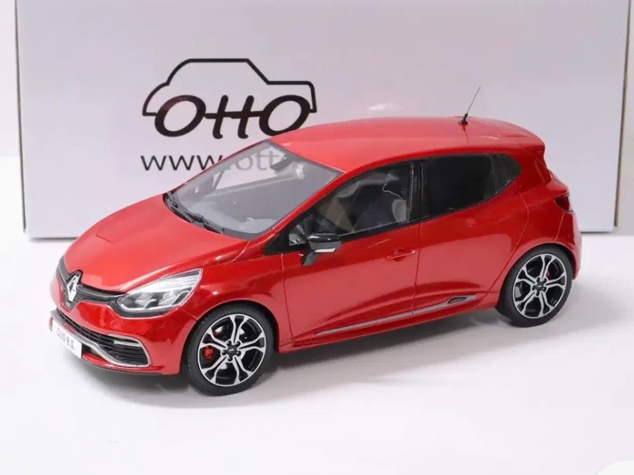 Billede 1 - 1:18 Renault Clio4 RS Trophy 220 CDC 2016