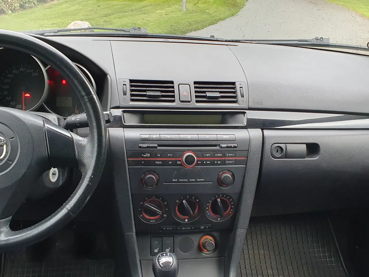 Billede 2 - Mazda 3 sedan 1,6