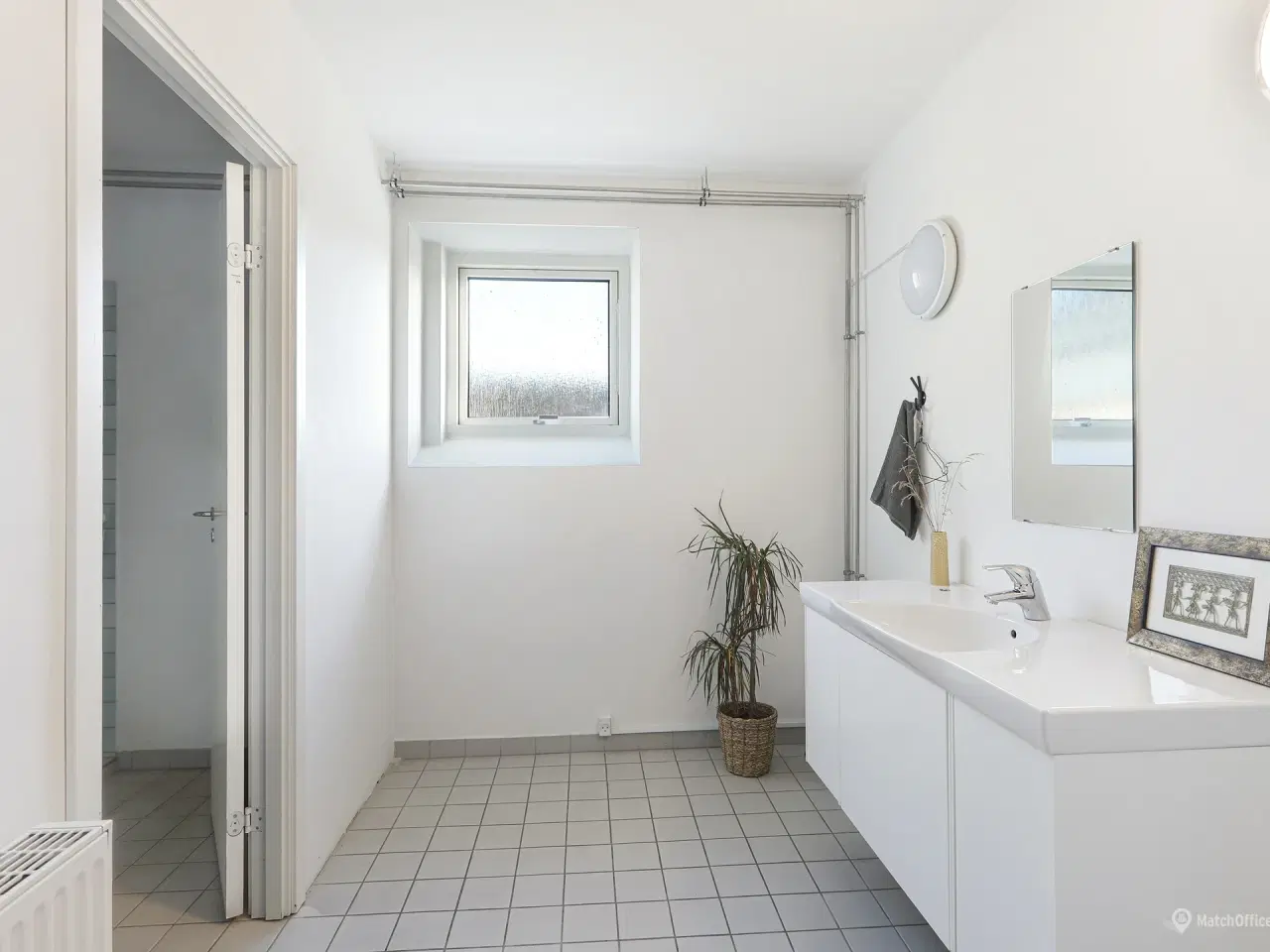 Billede 11 - Stort højloftet lagerlokale på Amager i et råt industrielt look