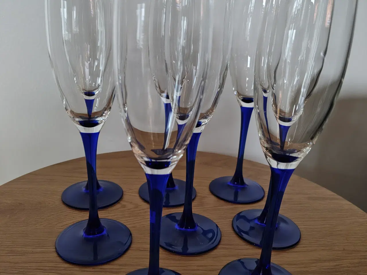 Billede 4 - Flotte Luminarc champagneglas