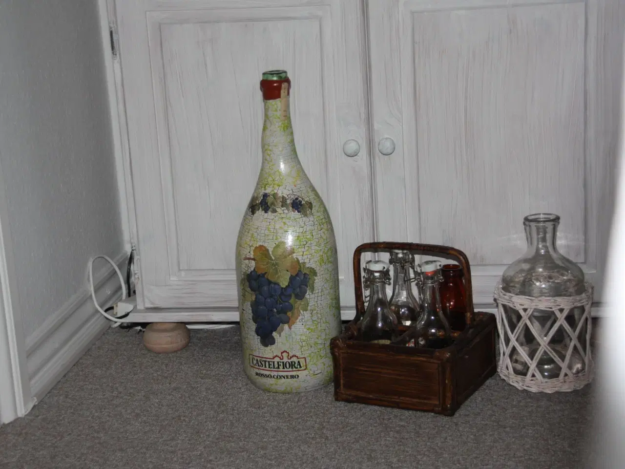 Billede 1 - Glas flaske med emalje 52 cm