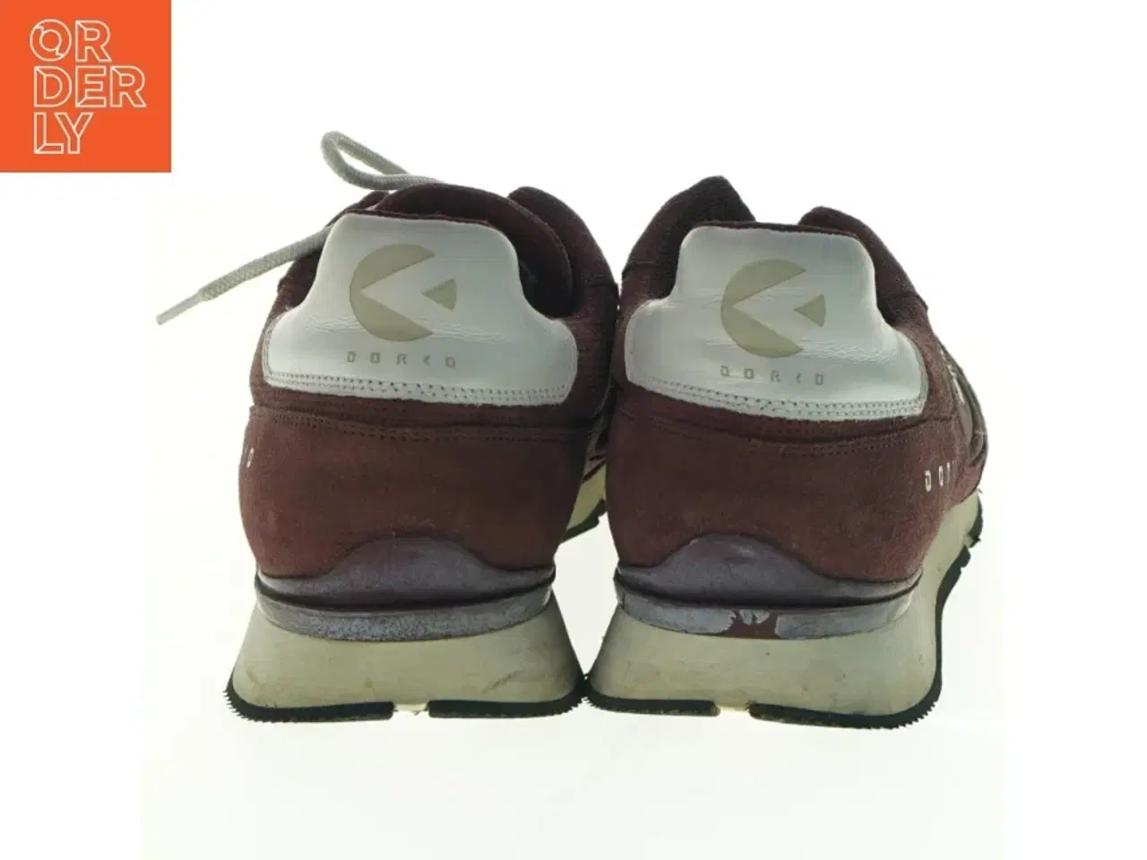 Billede 4 - Brugte violette sneakers fra DRK (str. 46)