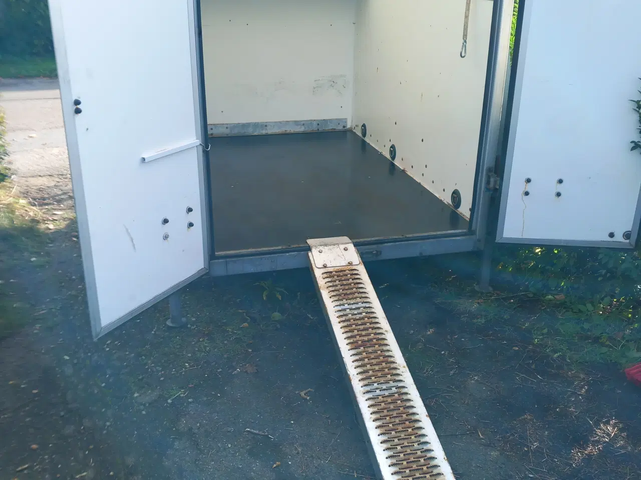 Billede 4 - Lukket trailer med bremse