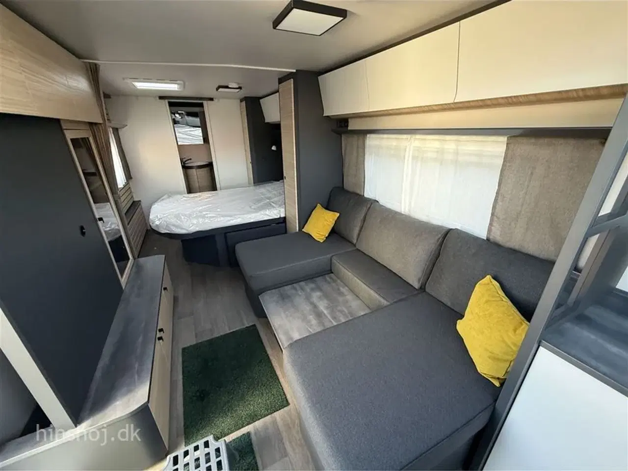 Billede 5 - 2026 - Hobby Maxia 660 WQM Lækker Hobby med fritstående dobbeltseng og front køkken fra Hinshøj Caravan