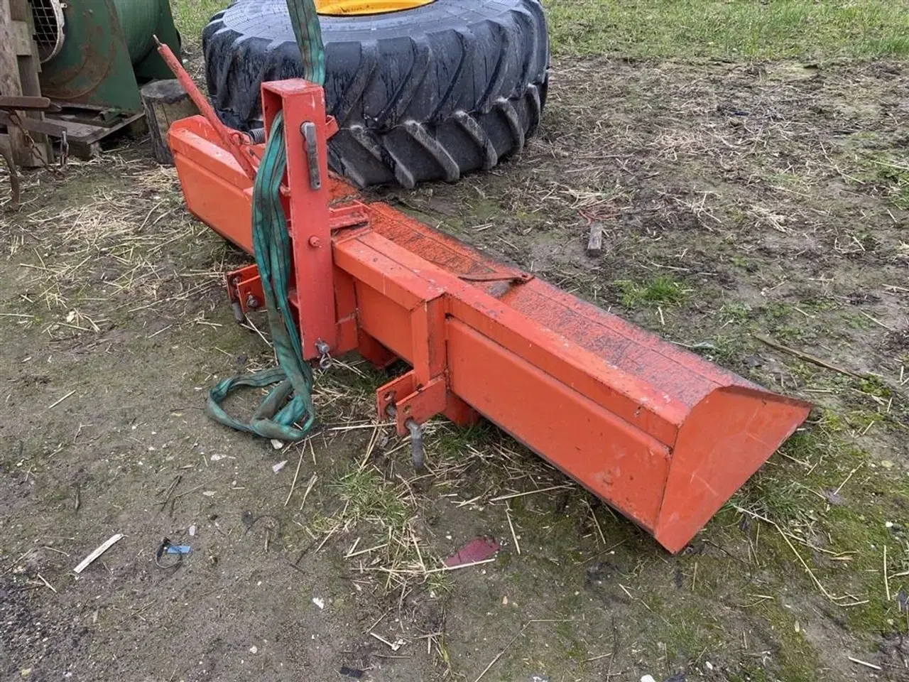 Billede 2 - Fransgård Bagtipskovl til traktor. Ikke brugt meget