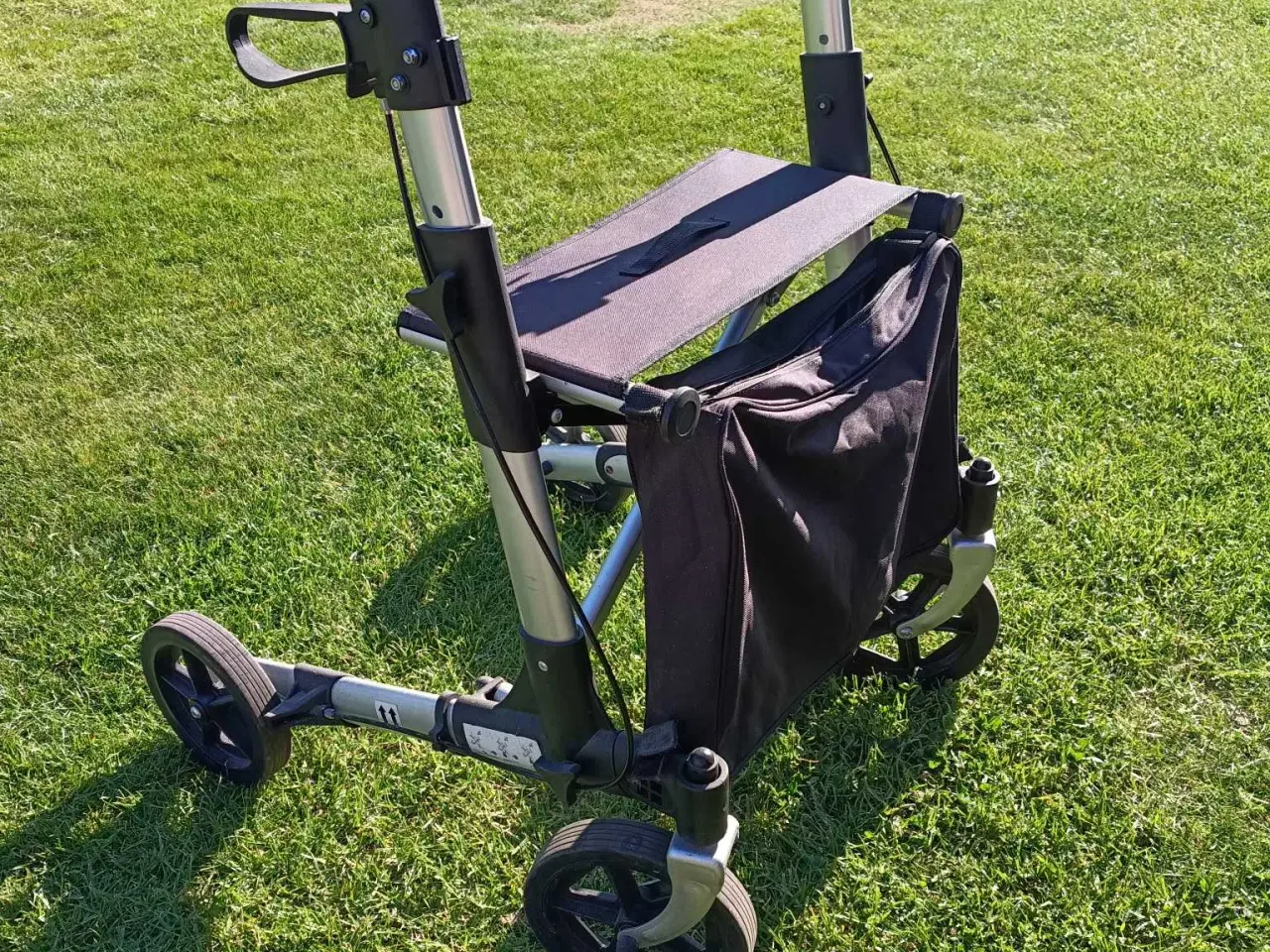 Billede 2 - Rollator 